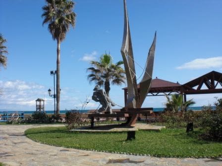 3 bedroom Semi-detached Villa for sale in Manilva with pool garage - € 562,750 (Ref: 9838937)