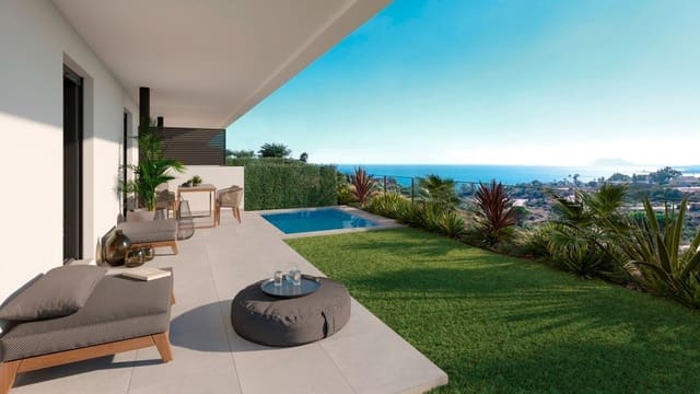 4 sovrum Semi-fristående Villa till salu i Manilva med pool garage - 474 000 € (Ref: 9861593)