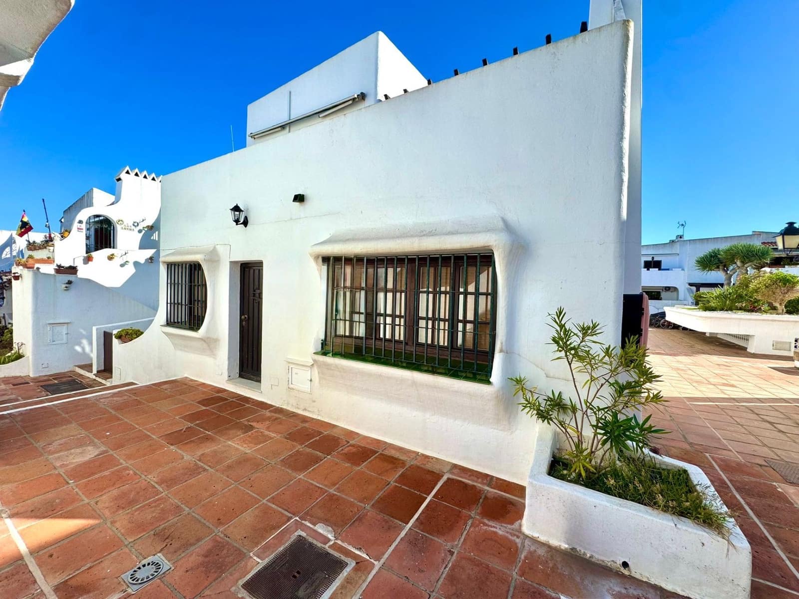 3 camera da letto Villetta Bifamiliare in vendita in San Luis de Sabinillas - 399.000 € (Rif: 9877931)