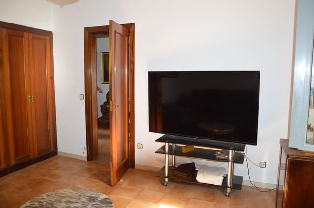 9 quarto Casa em Banda para venda em Sant Vicenç dels Horts com garagem - 1 640 000 € (Ref: 9806823)