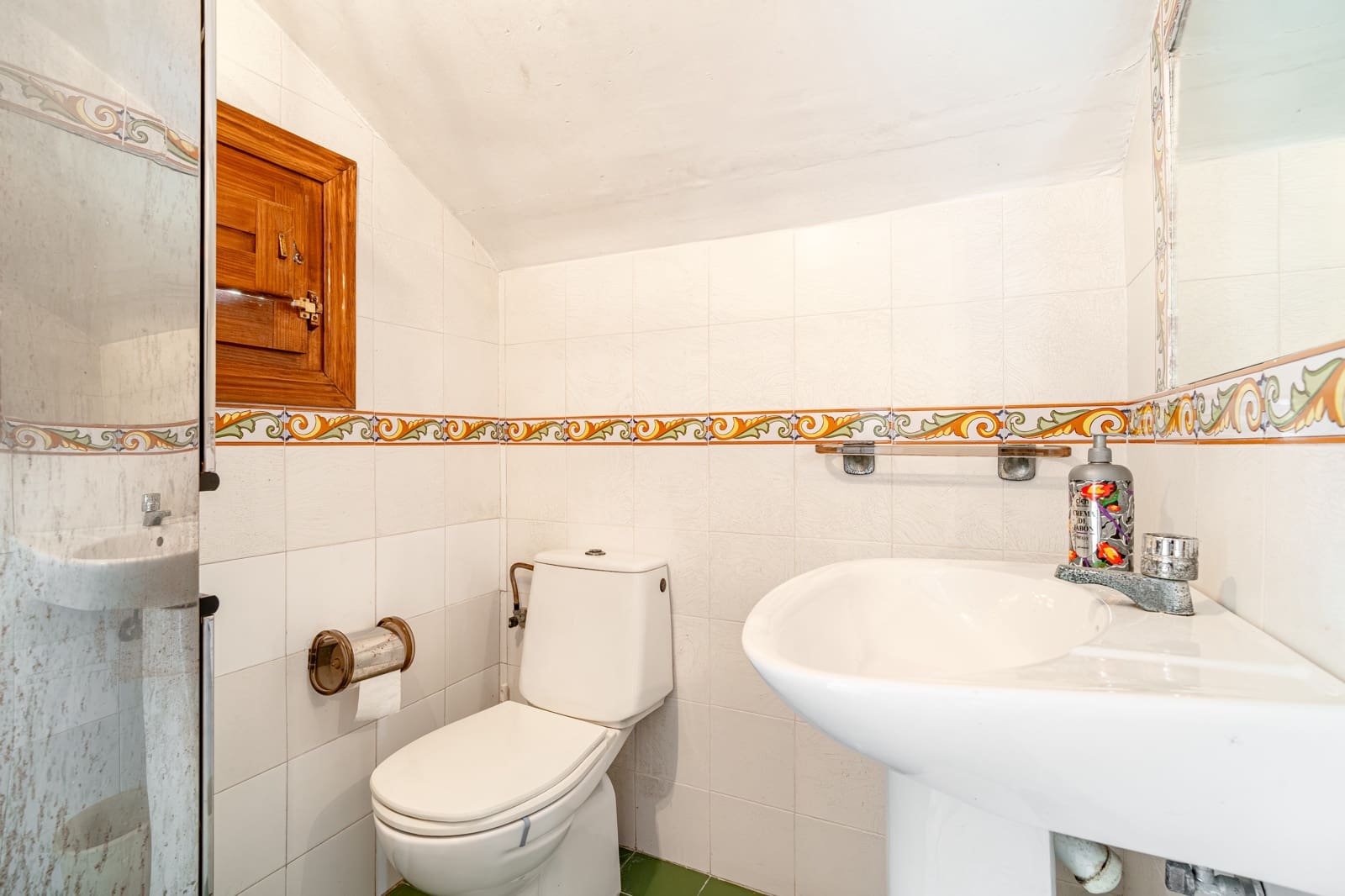 5 Zimmer Haus zu verkaufen in Granada Stadt mit Garage - 619.900 € (Ref: 10012367)