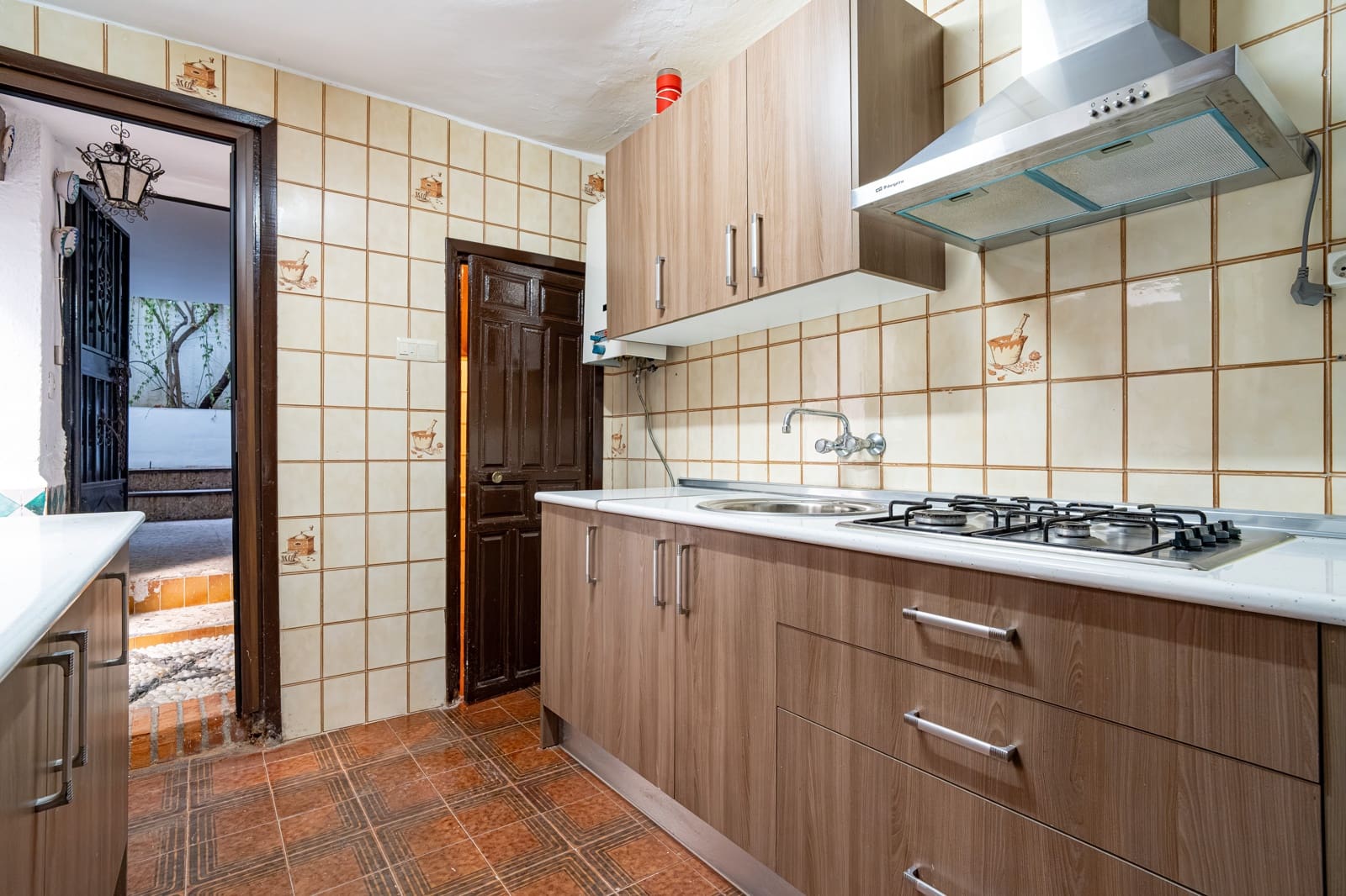 5 Zimmer Haus zu verkaufen in Granada Stadt mit Garage - 619.900 € (Ref: 10012367)