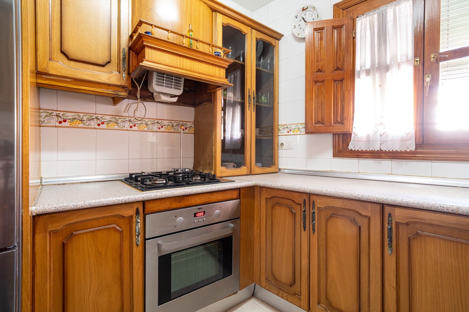 5 Zimmer Haus zu verkaufen in Granada Stadt mit Garage - 619.900 € (Ref: 10012367)