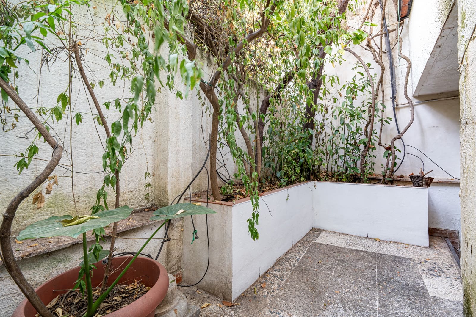 5 Zimmer Haus zu verkaufen in Granada Stadt mit Garage - 619.900 € (Ref: 10012367)