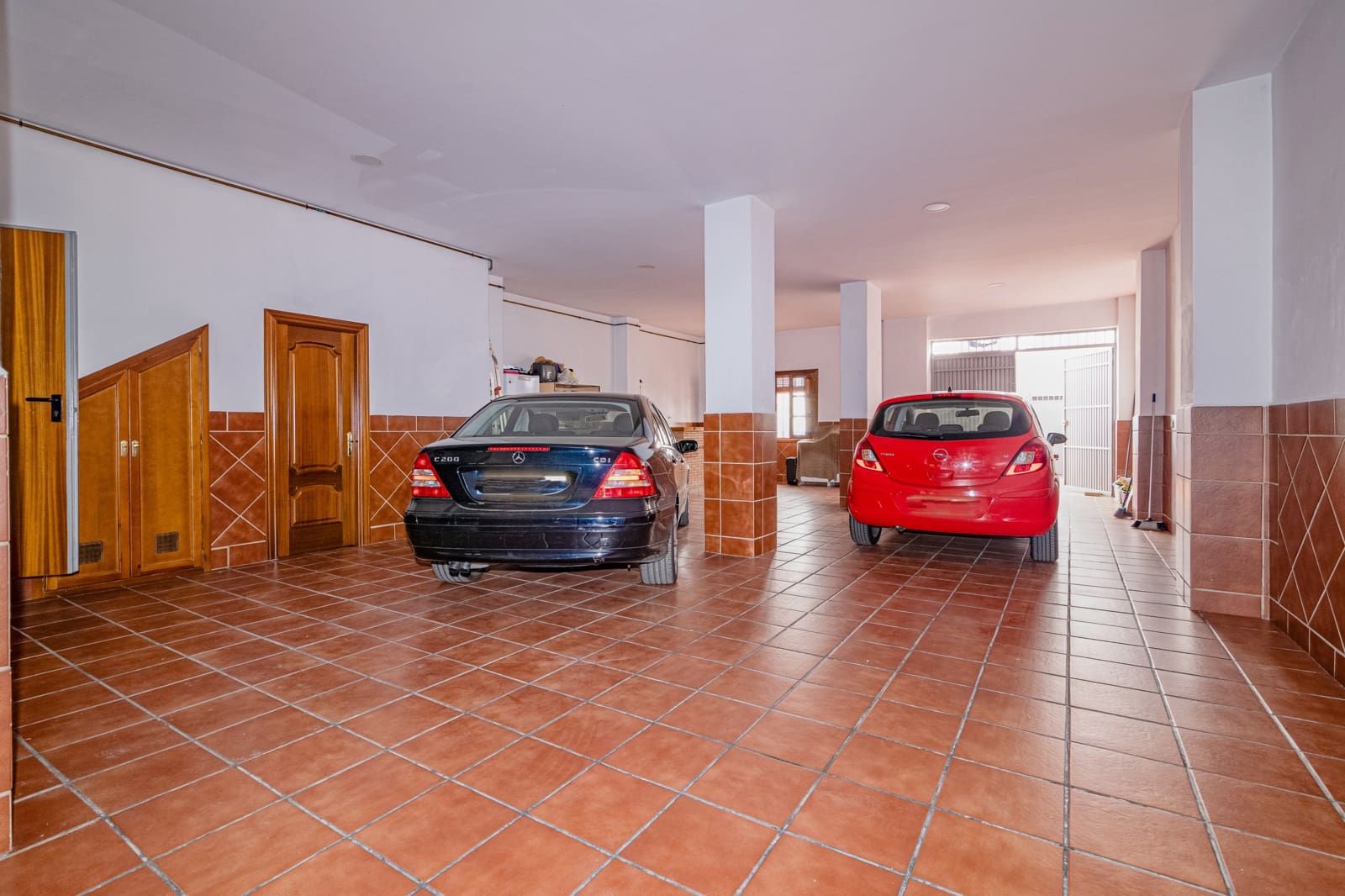 5 chambre Villa/Maison Mitoyenne à vendre à Grenade ville avec garage - 580 000 € (Ref: 9383599)