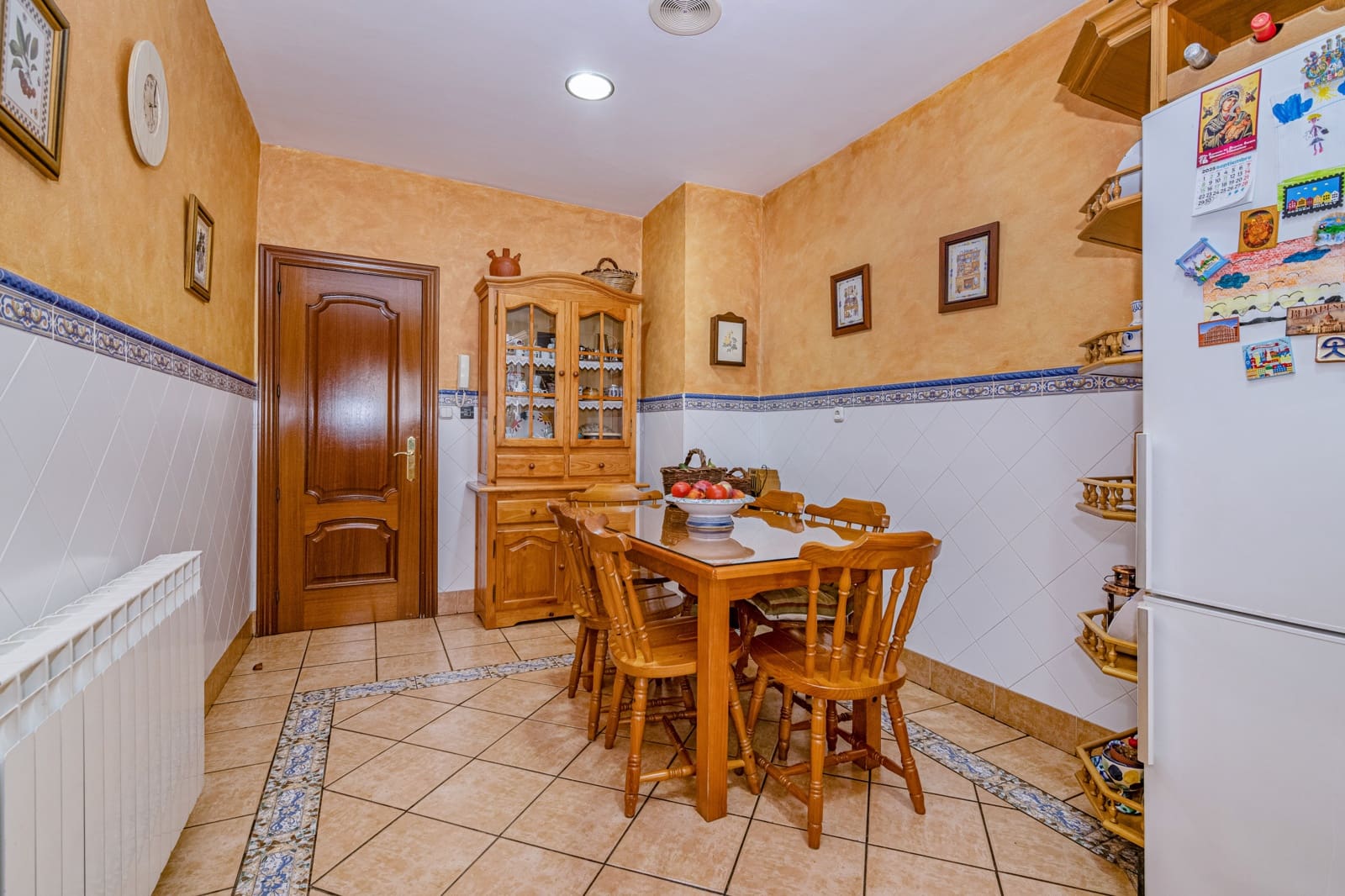 5 chambre Villa/Maison Mitoyenne à vendre à Grenade ville avec garage - 580 000 € (Ref: 9383599)