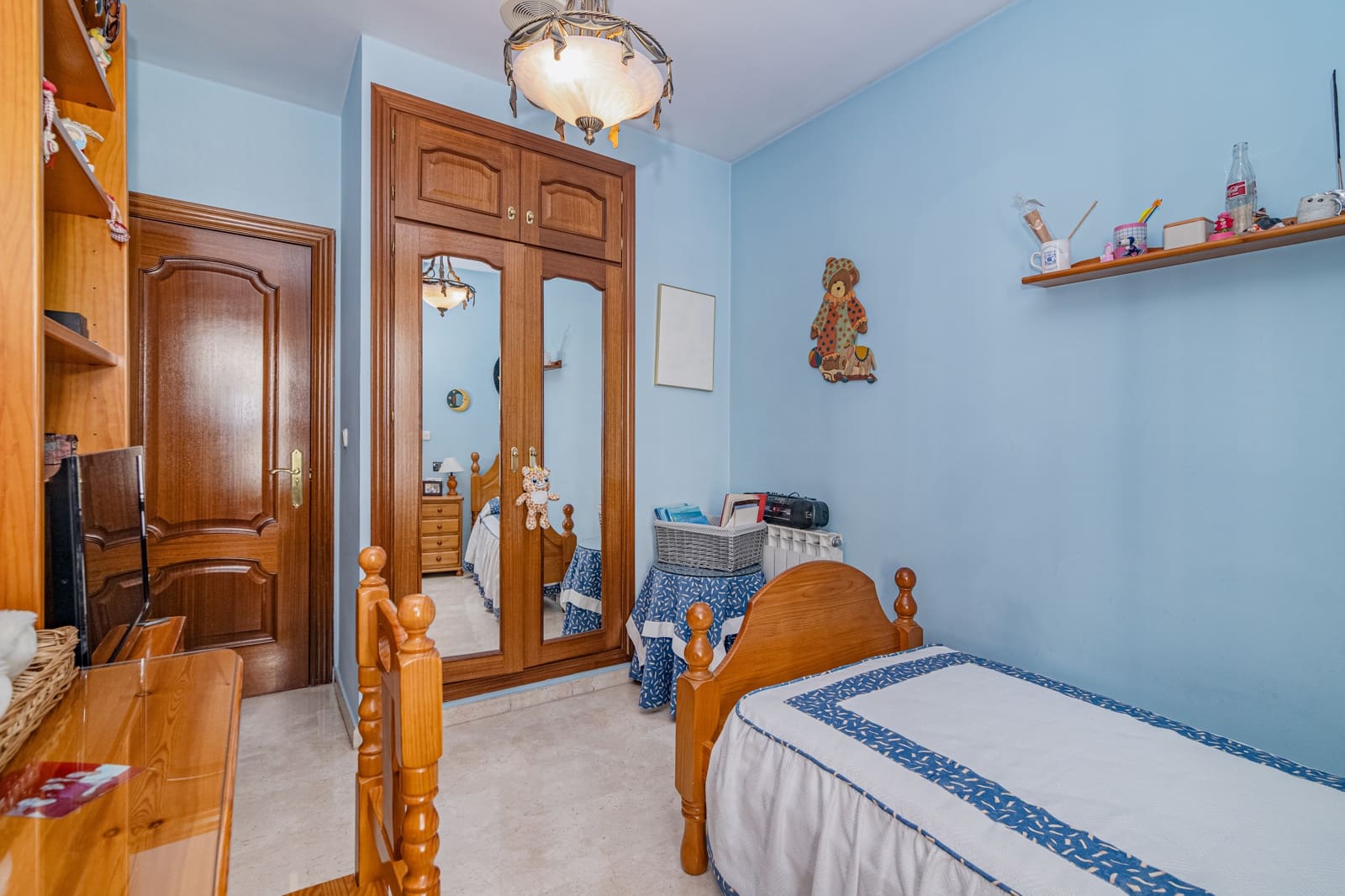 5 chambre Villa/Maison Mitoyenne à vendre à Grenade ville avec garage - 580 000 € (Ref: 9383599)