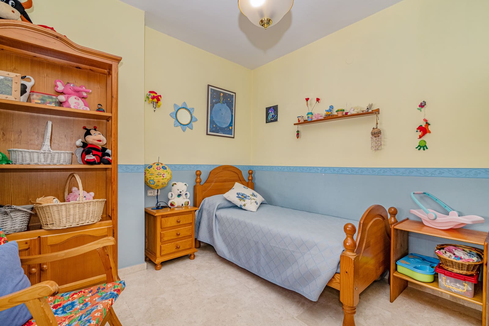 5 chambre Villa/Maison Mitoyenne à vendre à Grenade ville avec garage - 580 000 € (Ref: 9383599)