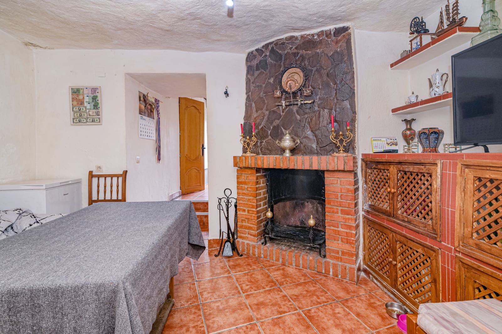 3 soverom Grottehus til salgs i Granada by - € 89 900 (Ref: 9383734)