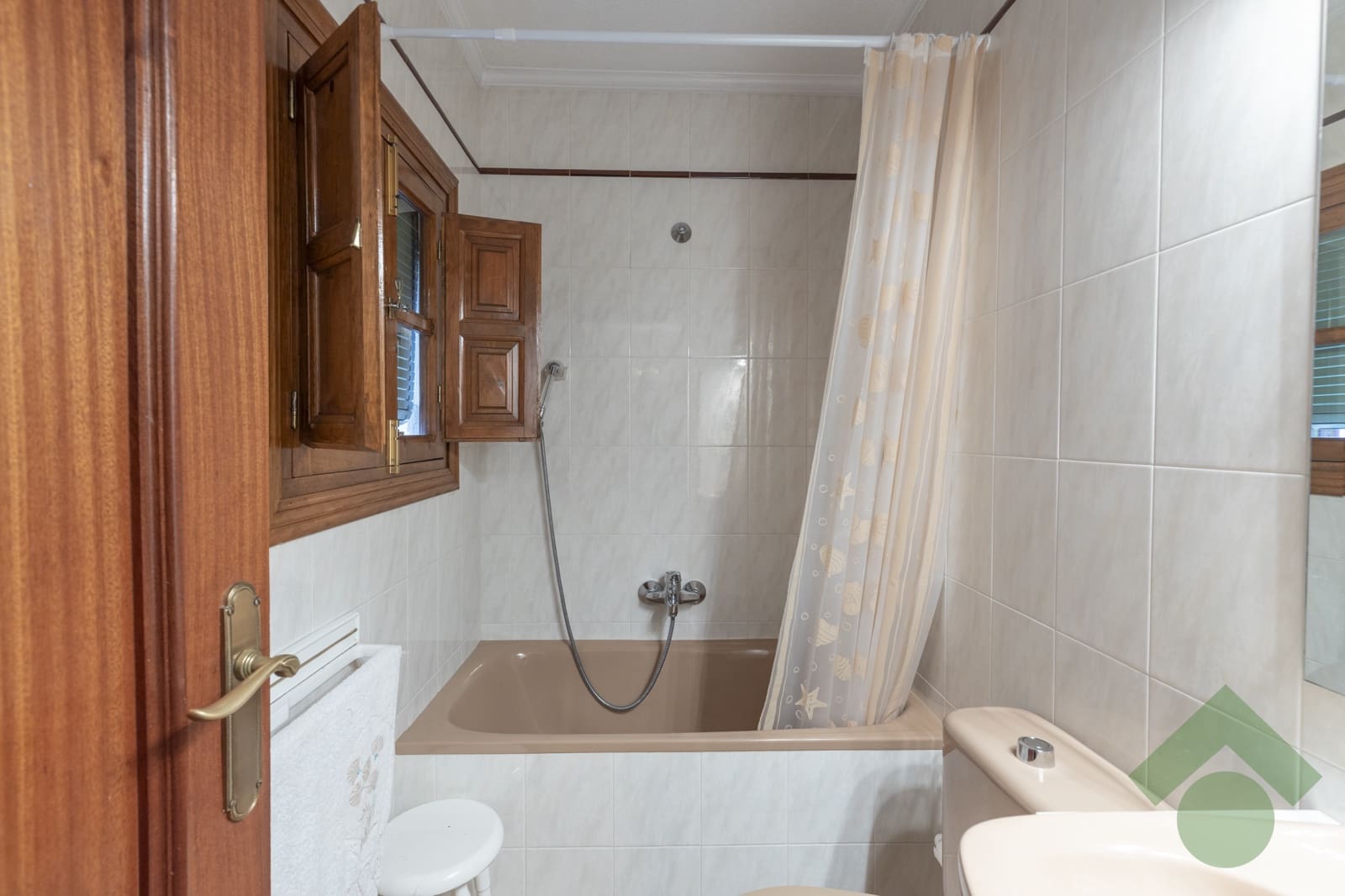 5 soveværelse Byhus til salg i Granada by - € 649.900 (Ref: 9397958)