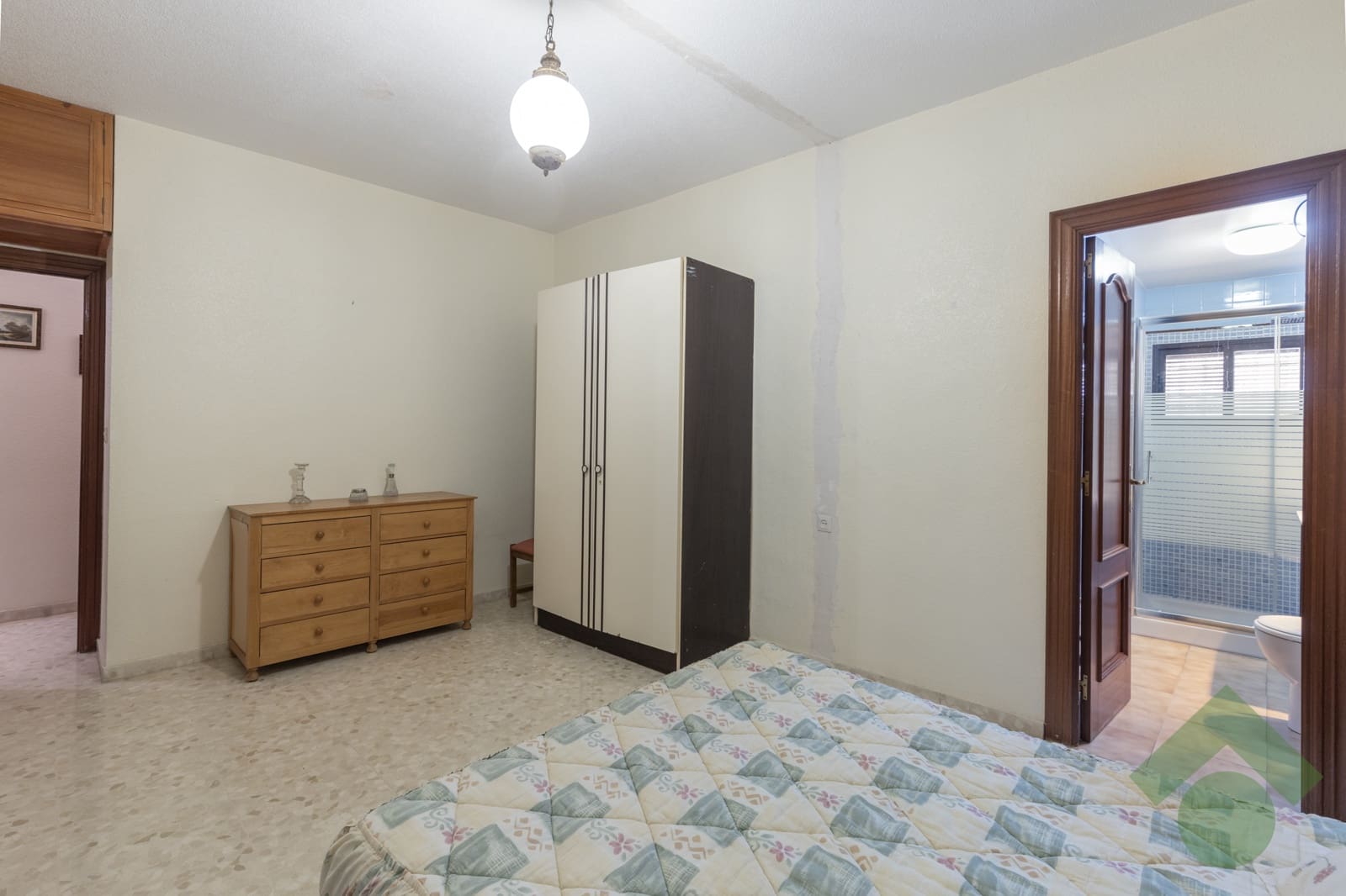 5 soveværelse Byhus til salg i Granada by - € 649.900 (Ref: 9397958)