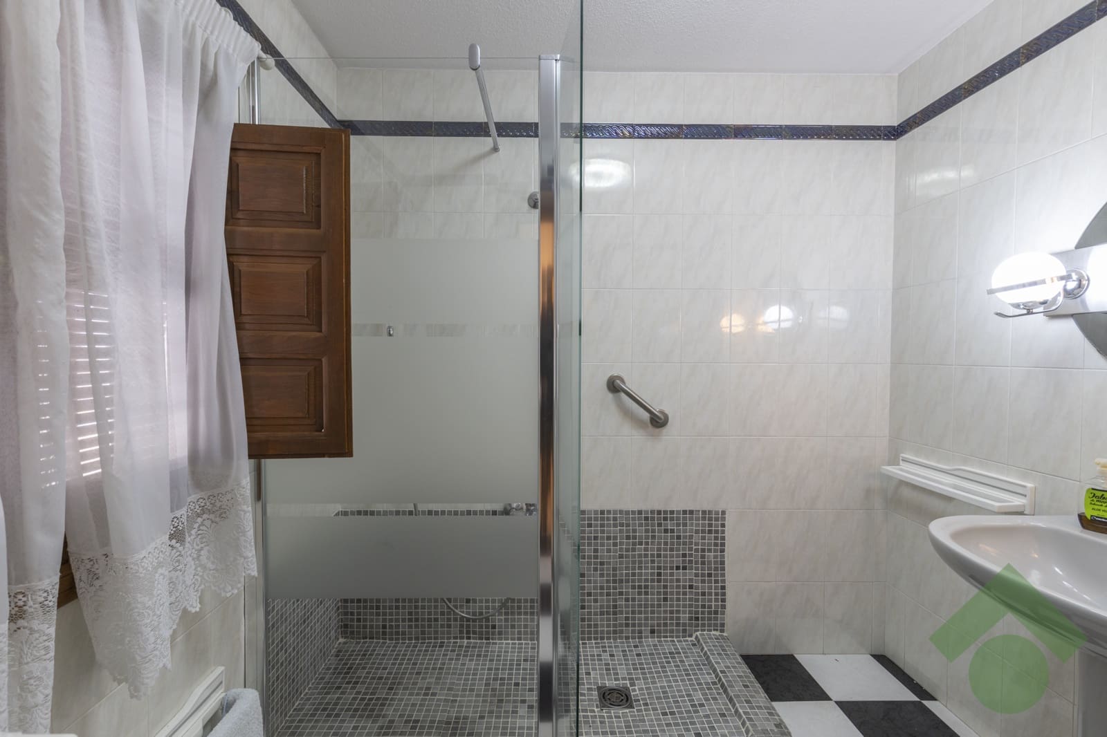 5 soveværelse Byhus til salg i Granada by - € 649.900 (Ref: 9397958)