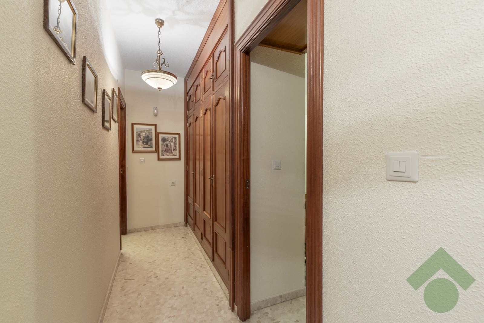 5 soveværelse Byhus til salg i Granada by - € 649.900 (Ref: 9397958)