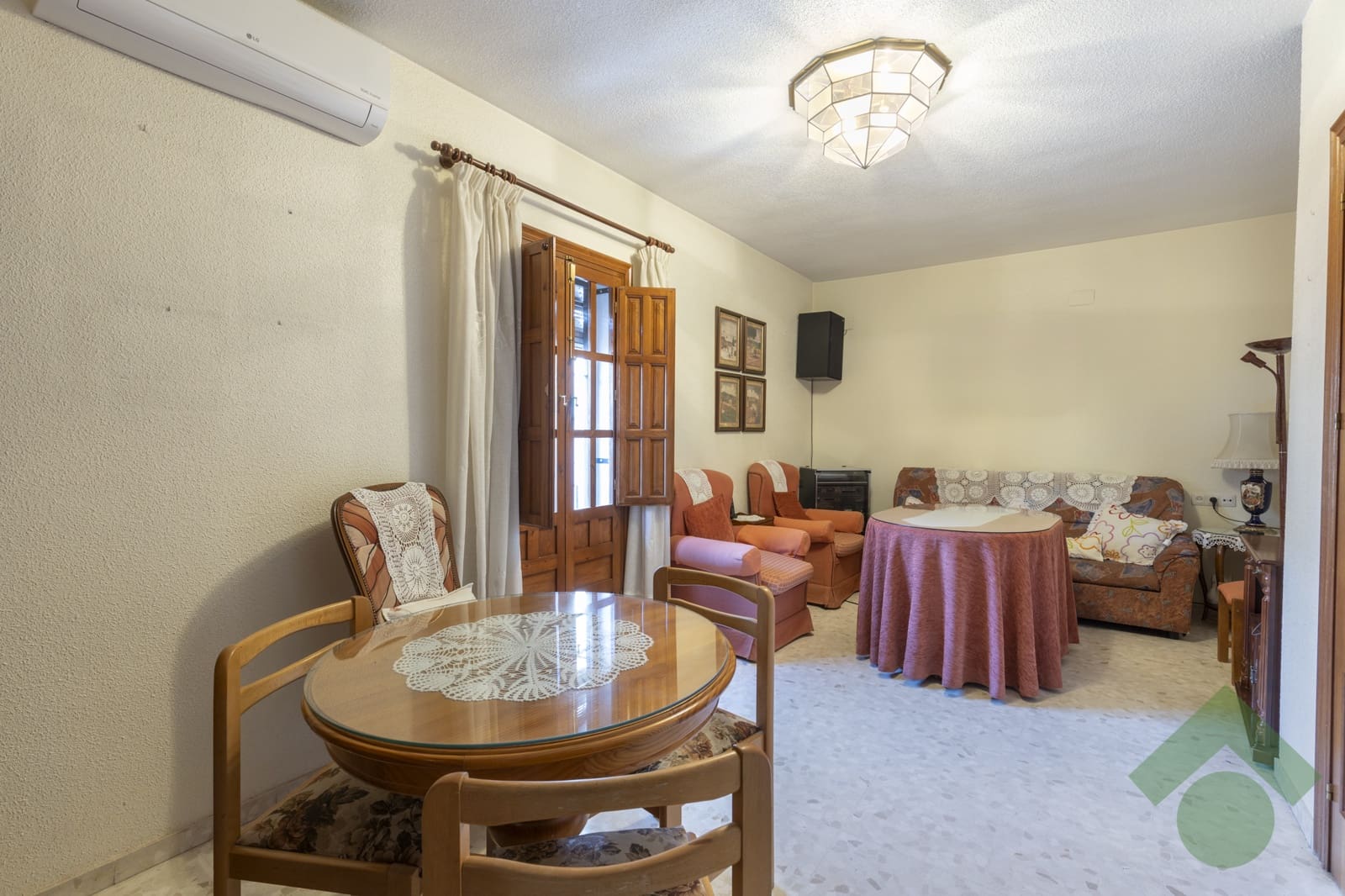 5 soveværelse Byhus til salg i Granada by - € 649.900 (Ref: 9397958)