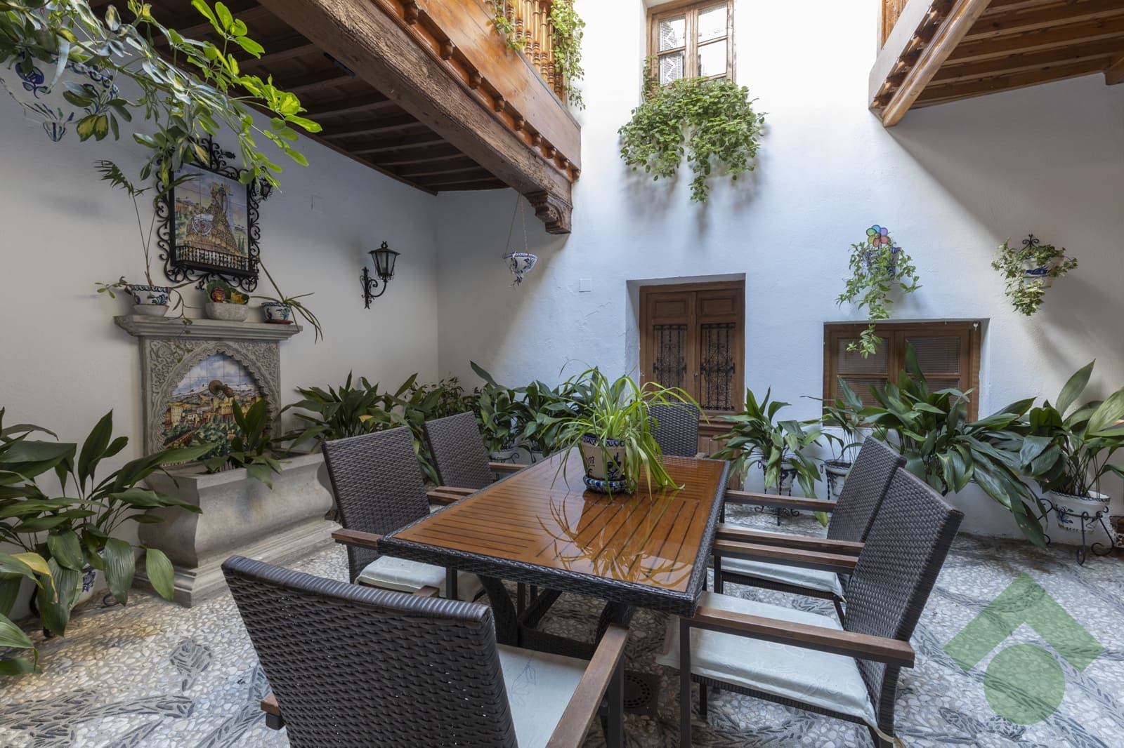 5 soveværelse Byhus til salg i Granada by - € 649.900 (Ref: 9397958)