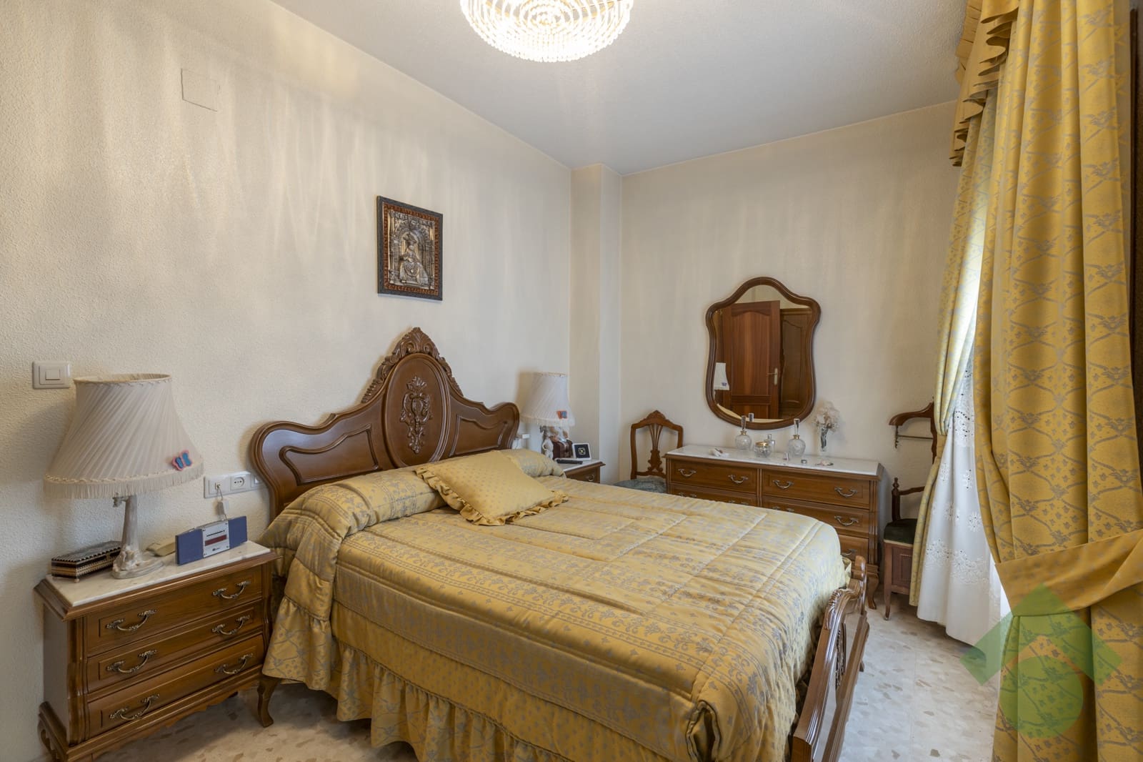 5 soveværelse Byhus til salg i Granada by - € 649.900 (Ref: 9397958)