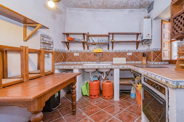 3 soveværelse Byhus til salg i Albaicin, Granada by - € 600.000 (Ref: 9397968)