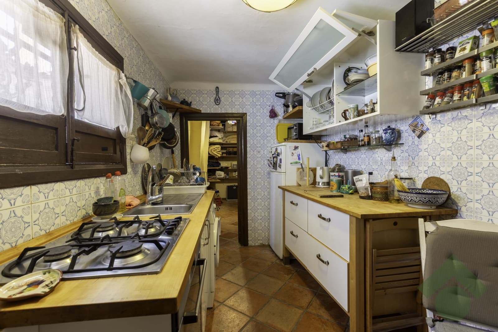 6 bedroom Terraced Villa for sale in Granada city - € 408,000 (Ref: 9397969)