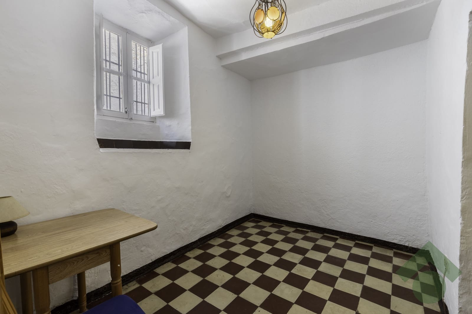 6 bedroom Terraced Villa for sale in Granada city - € 408,000 (Ref: 9397969)