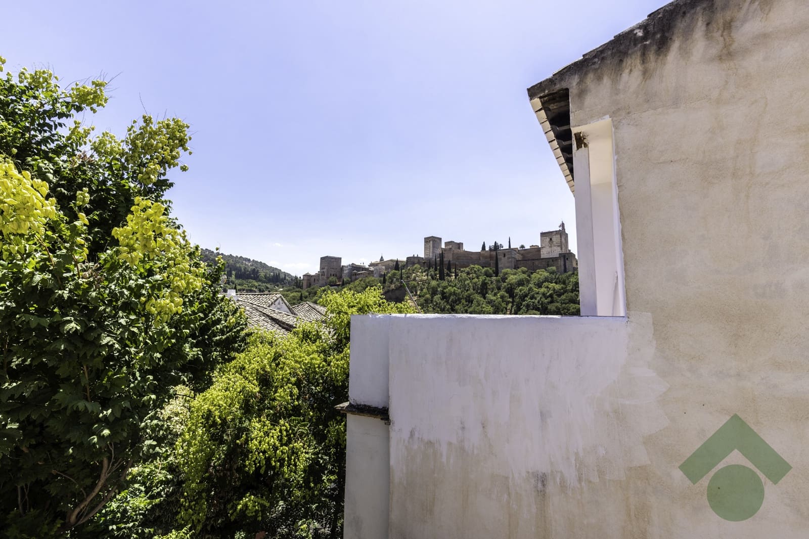 6 bedroom Terraced Villa for sale in Granada city - € 408,000 (Ref: 9397969)