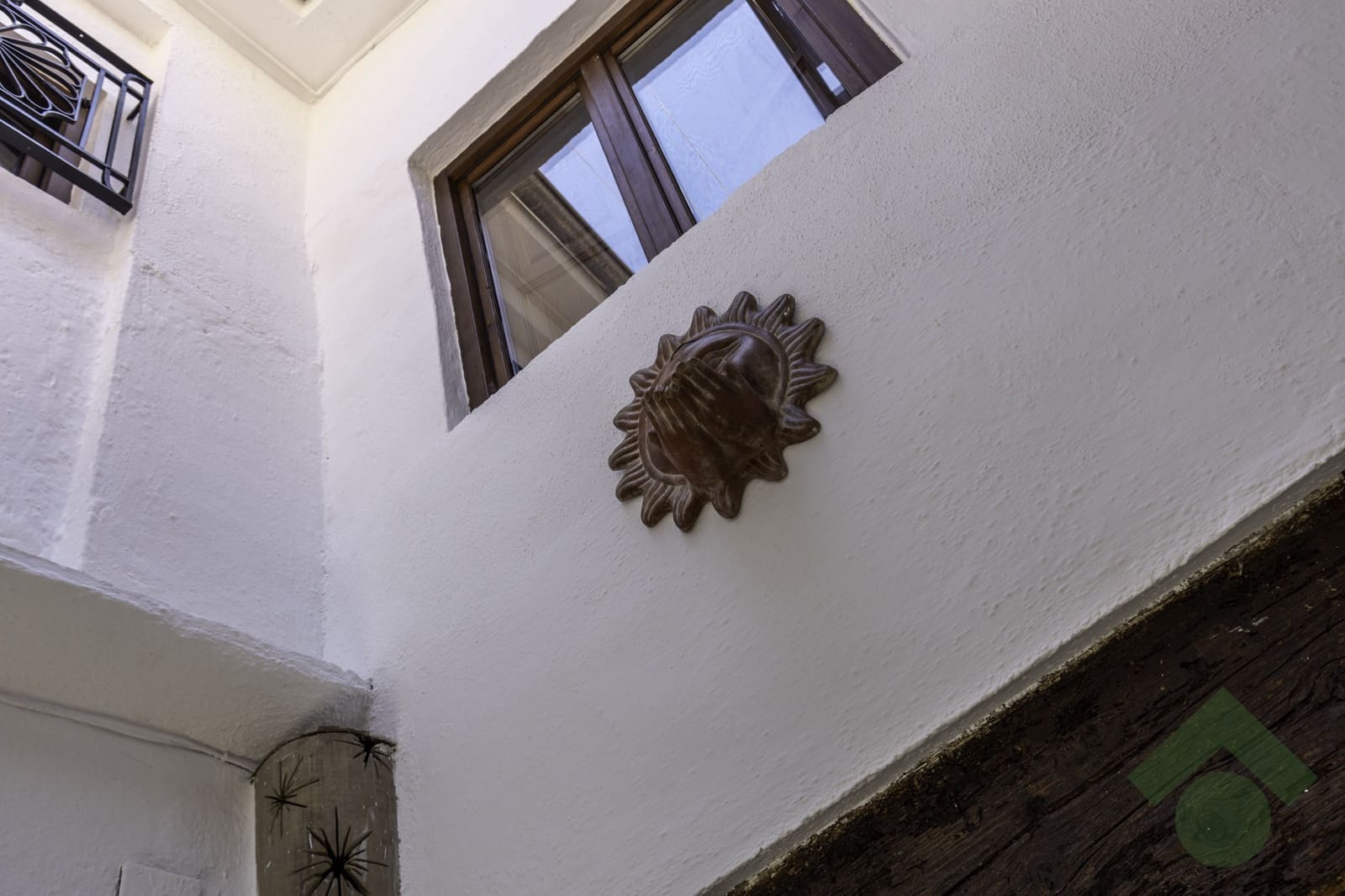 6 bedroom Terraced Villa for sale in Granada city - € 408,000 (Ref: 9397969)