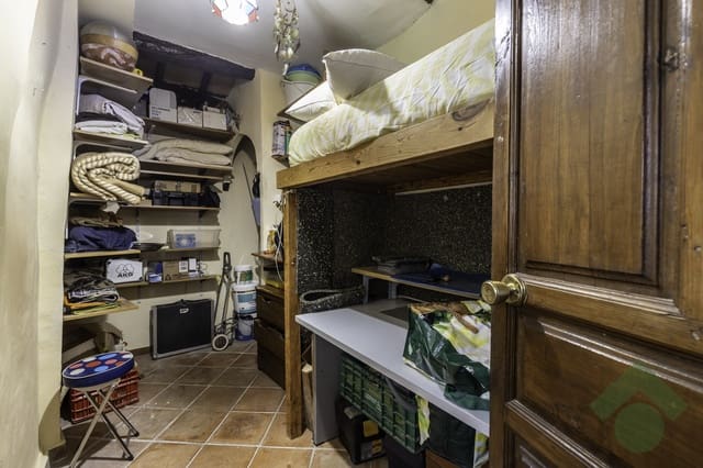 6 soveværelse Rækkehus til salg i Albaicin, Granada by - € 408.000 (Ref: 9397969)