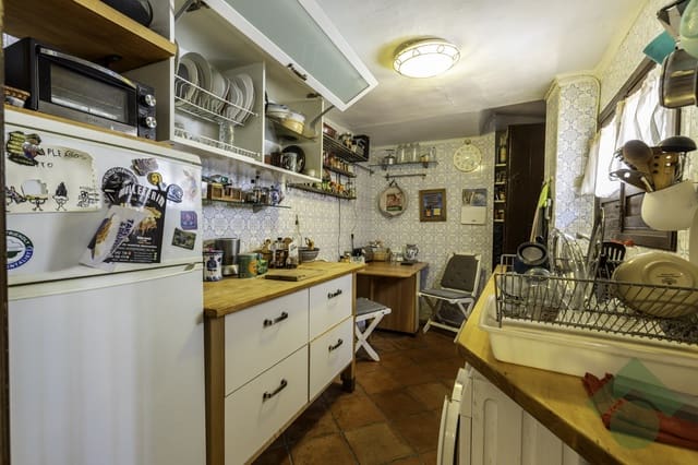 6 soveværelse Rækkehus til salg i Albaicin, Granada by - € 408.000 (Ref: 9397969)