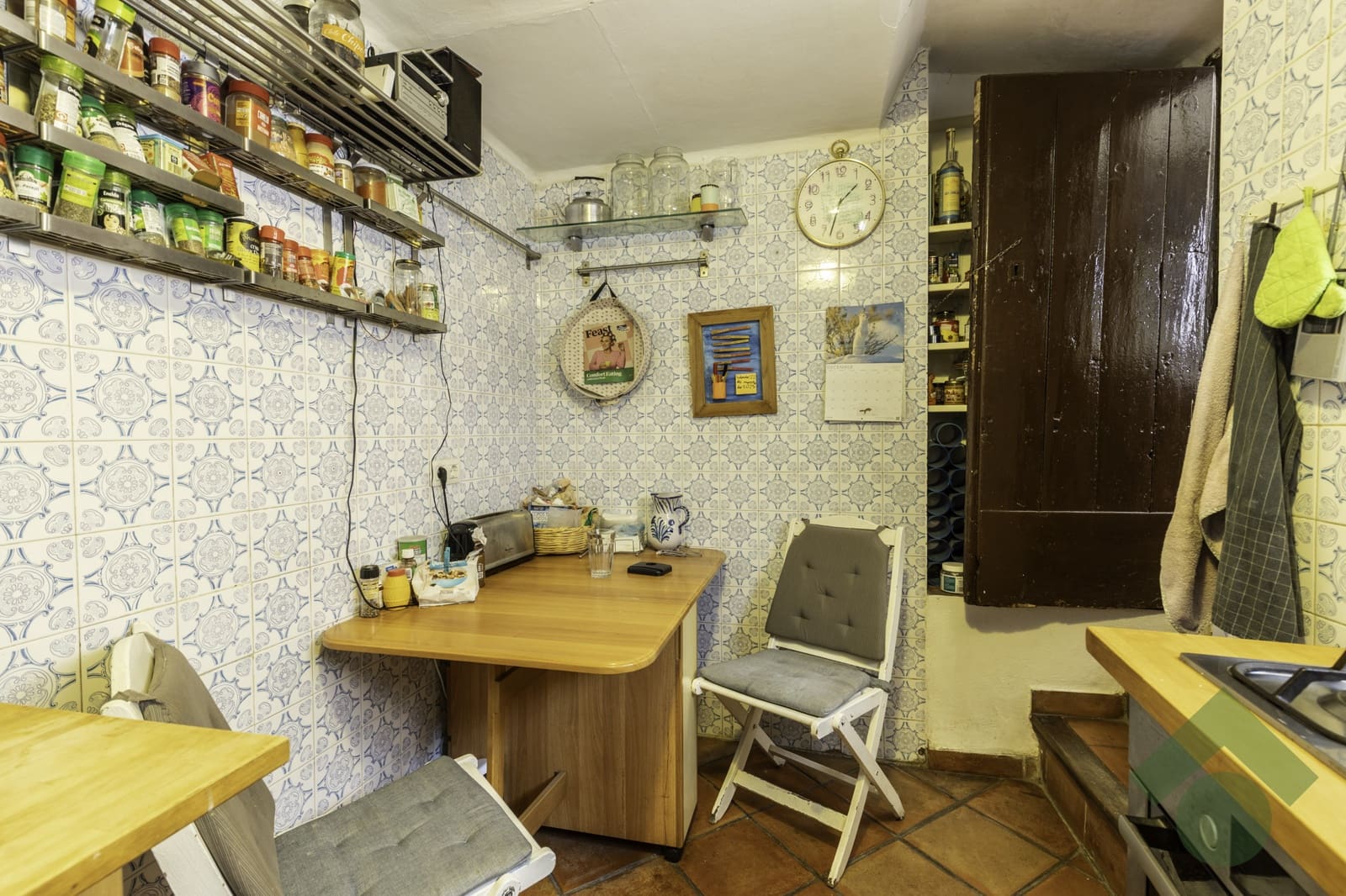 6 bedroom Terraced Villa for sale in Granada city - € 408,000 (Ref: 9397969)