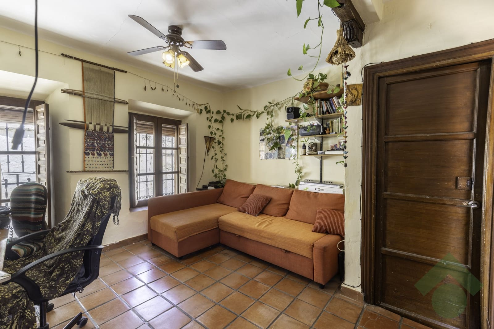 6 bedroom Terraced Villa for sale in Granada city - € 408,000 (Ref: 9397969)