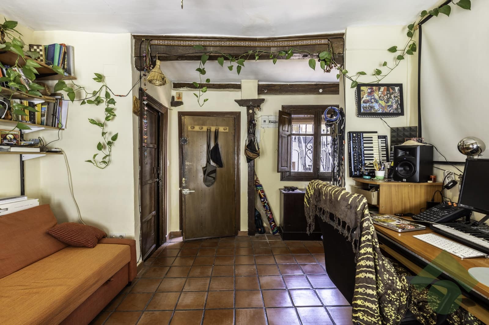 6 bedroom Terraced Villa for sale in Granada city - € 408,000 (Ref: 9397969)