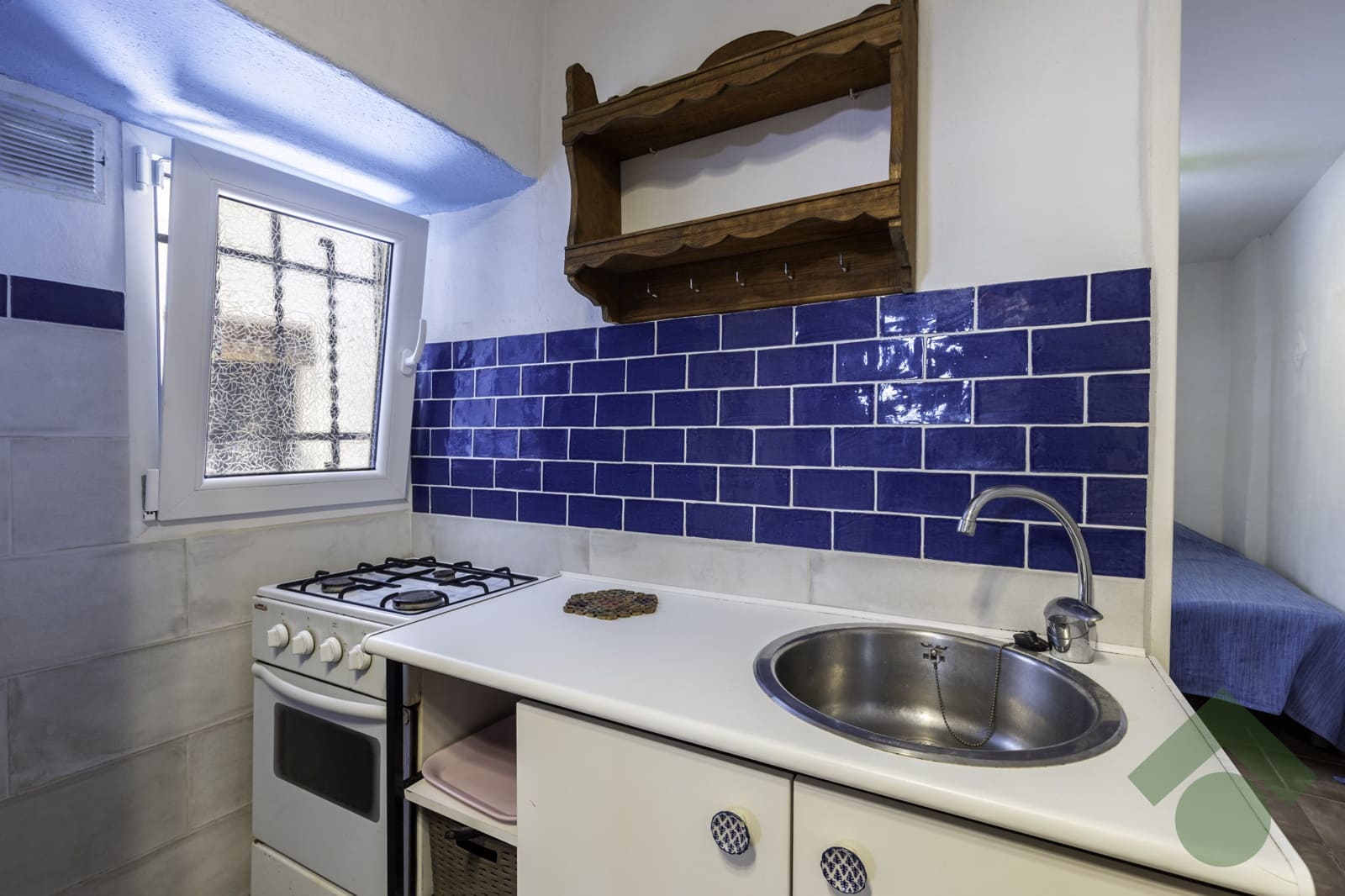 6 bedroom Terraced Villa for sale in Granada city - € 408,000 (Ref: 9397969)