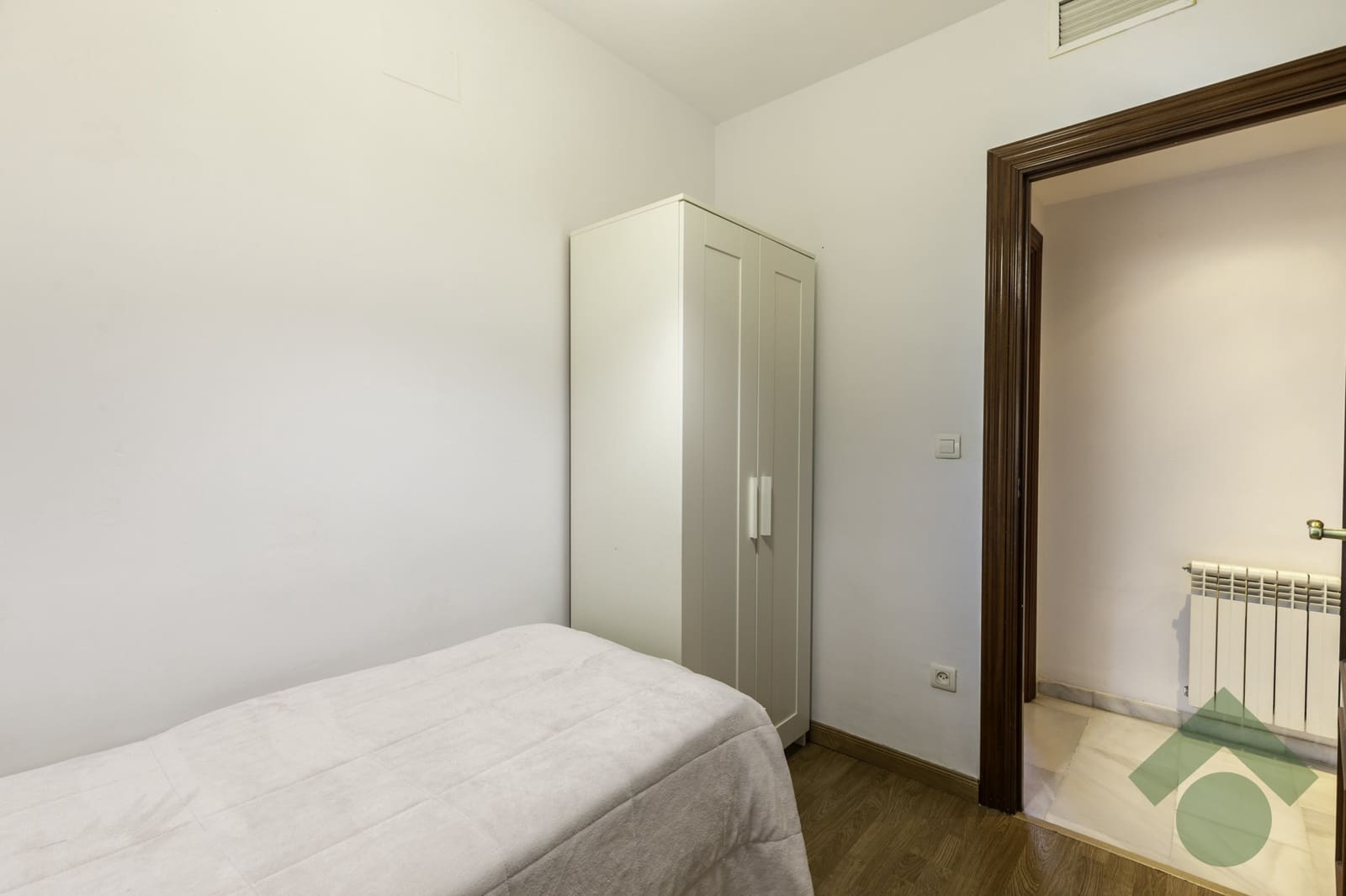 4 makuuhuone Rivitalo myytävänä paikassa Granada kaupunki - 370 000 € (Ref: 9402541)