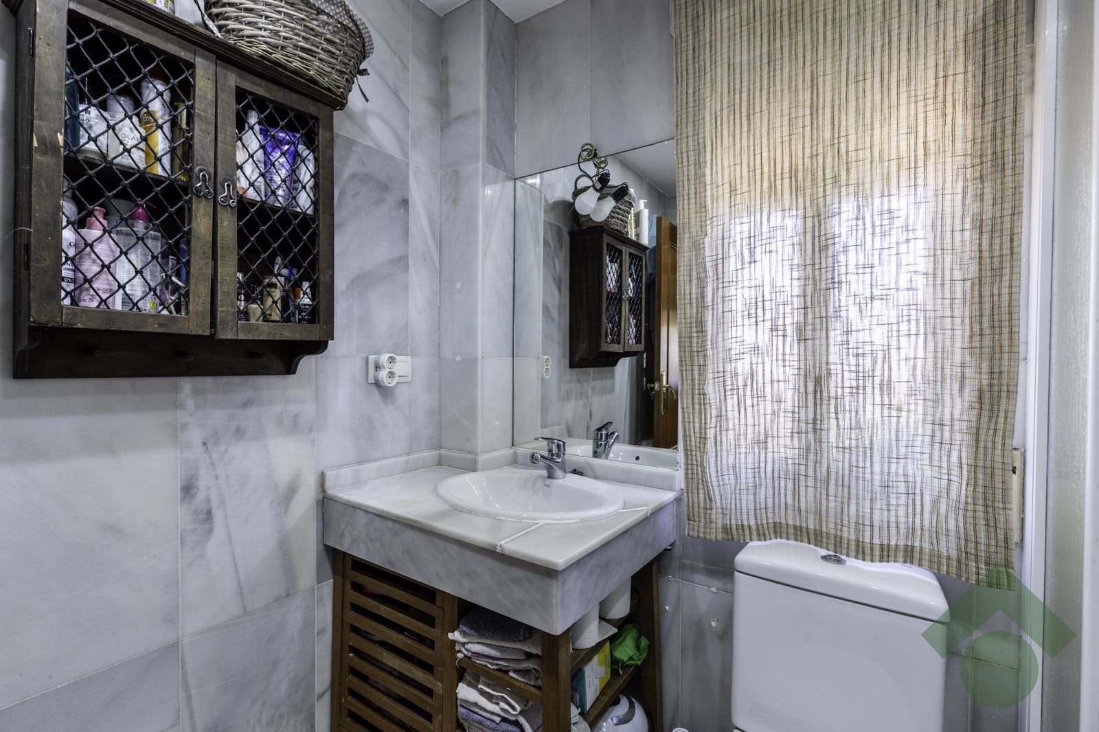 4 makuuhuone Rivitalo myytävänä paikassa Granada kaupunki - 370 000 € (Ref: 9402541)