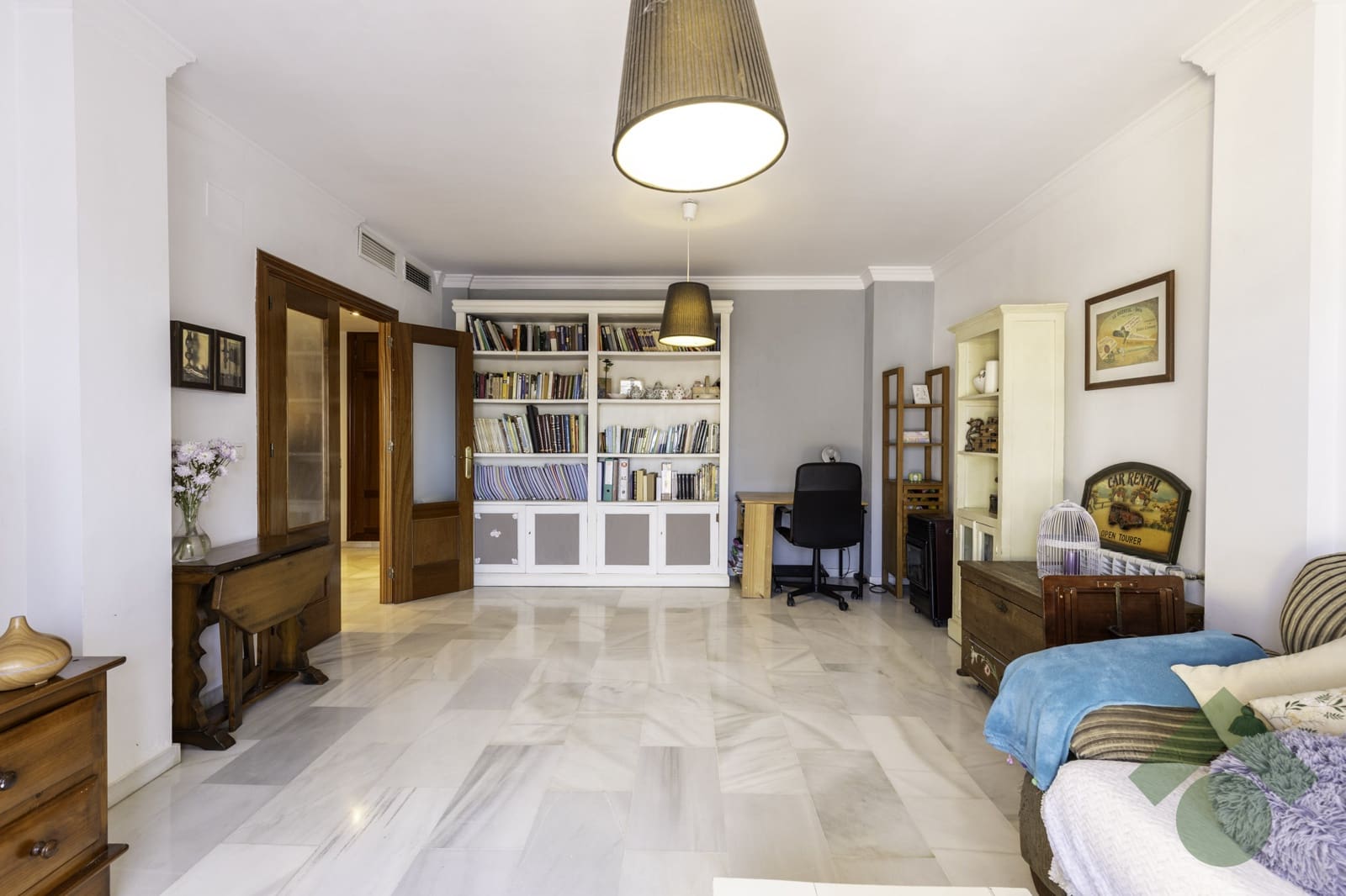 4 makuuhuone Rivitalo myytävänä paikassa Granada kaupunki - 370 000 € (Ref: 9402541)