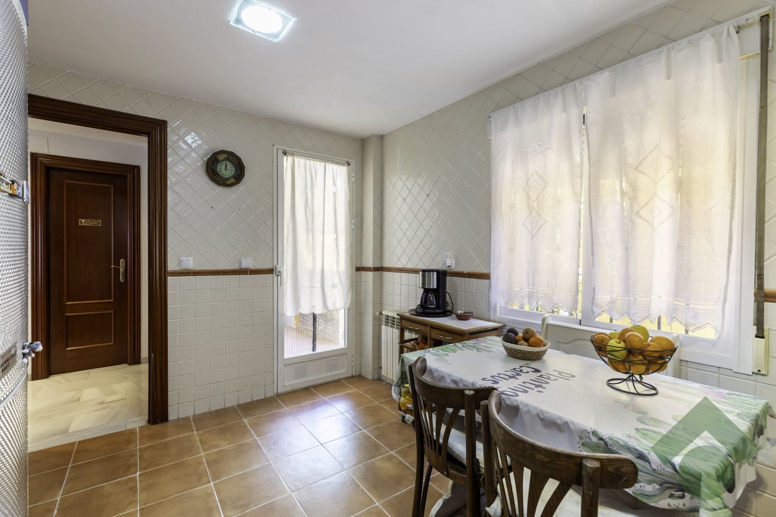 4 makuuhuone Rivitalo myytävänä paikassa Granada kaupunki - 370 000 € (Ref: 9402541)