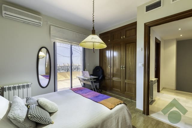 4 Zimmer Reihenhaus zu verkaufen in Albaicin, Granada Stadt - 370.000 € (Ref: 9402541)