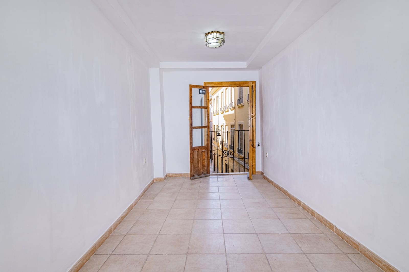 3 soveværelse Rækkehus til salg i Granada by - € 269.900 (Ref: 9402542)