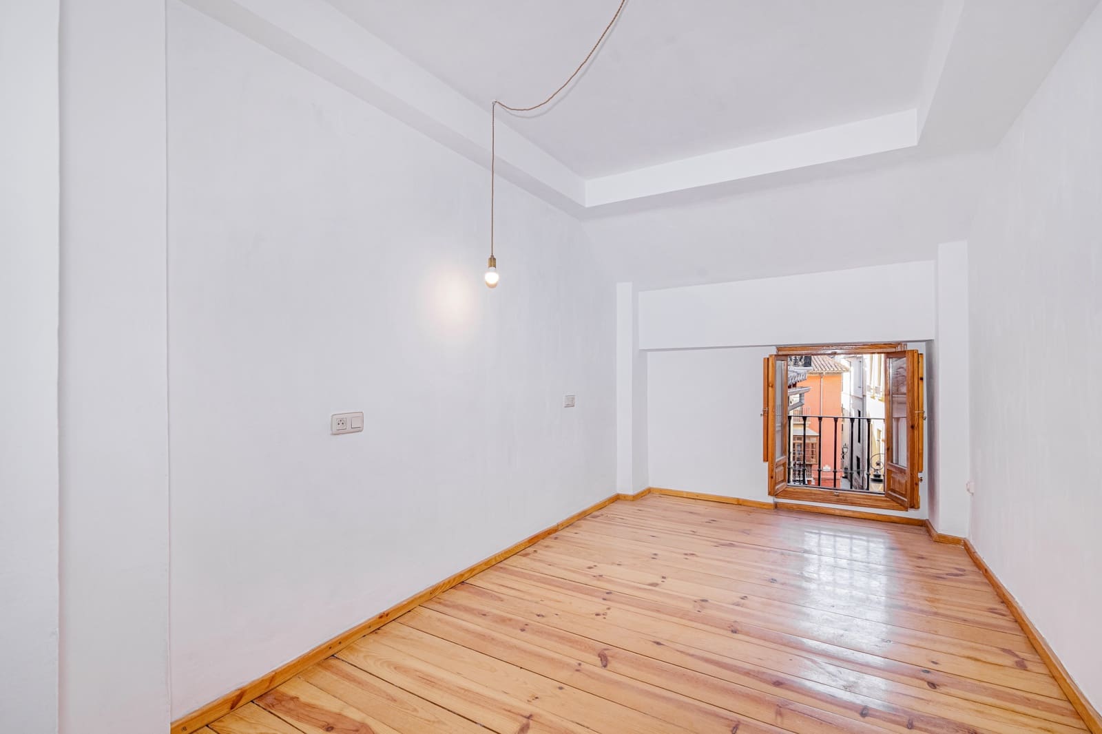 3 soveværelse Rækkehus til salg i Granada by - € 269.900 (Ref: 9402542)