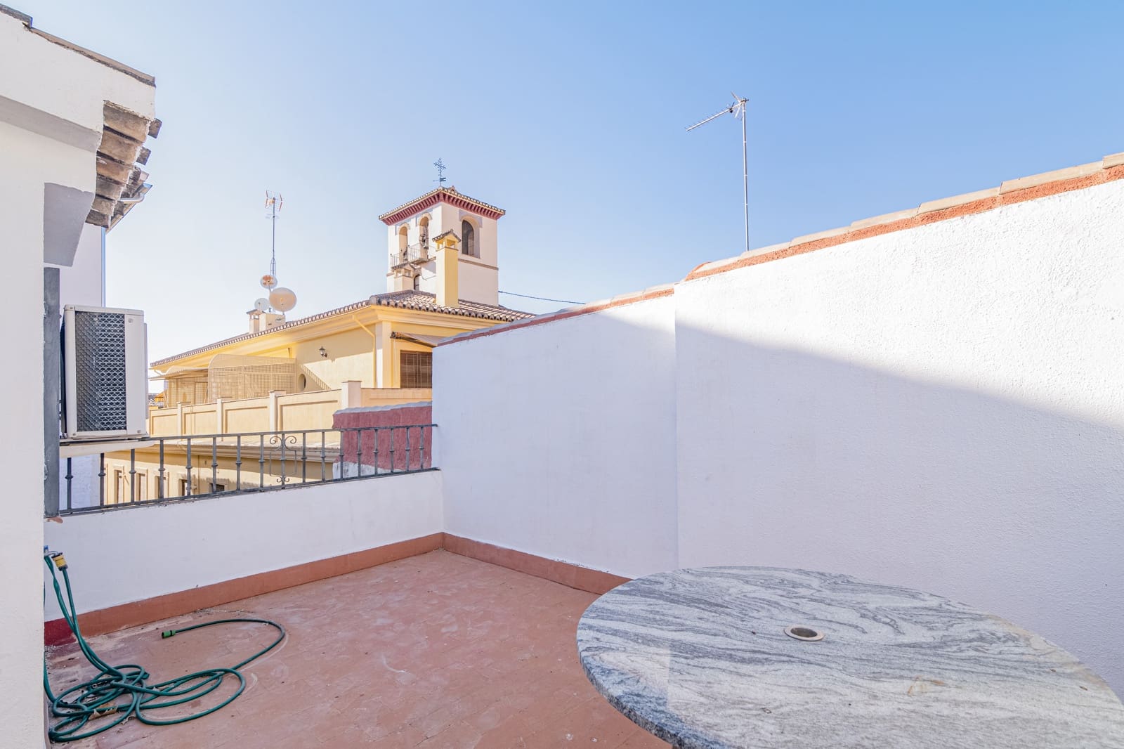 3 soveværelse Rækkehus til salg i Granada by - € 269.900 (Ref: 9402542)