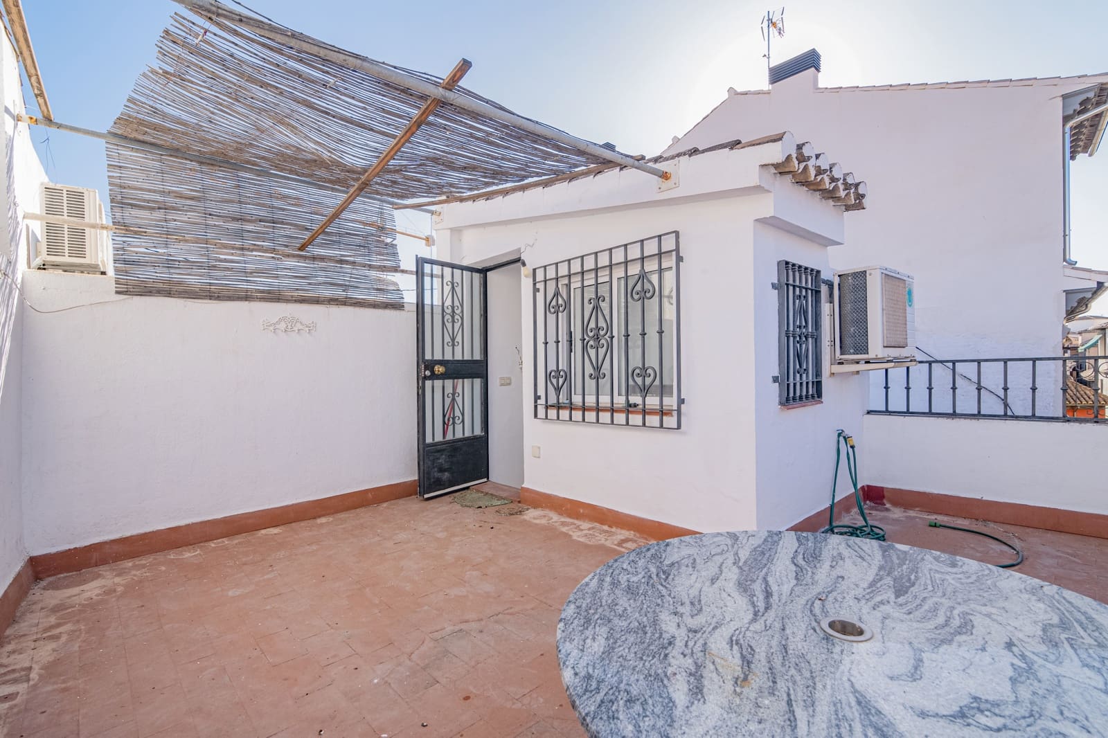 3 soveværelse Rækkehus til salg i Granada by - € 269.900 (Ref: 9402542)