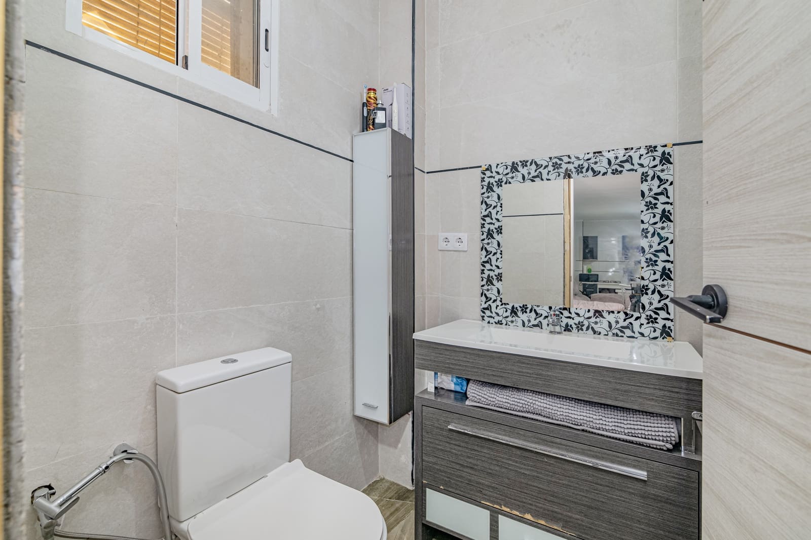 3 soveværelse Semi-Rækkehus til salg i Granada by - € 134.900 (Ref: 9402544)