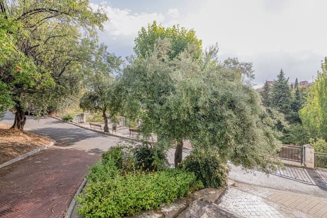 3 soveværelse Semi-Rækkehus til salg i Albaicin, Granada by - € 134.900 (Ref: 9402544)