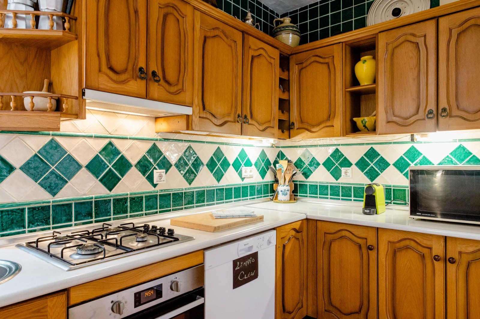 4 bedroom Terraced Villa for sale in Granada city - € 499,900 (Ref: 9402717)