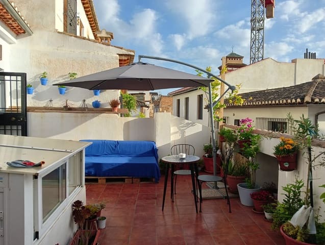 4 soveværelse Rækkehus til salg i Albaicin, Granada by - € 499.900 (Ref: 9402717)