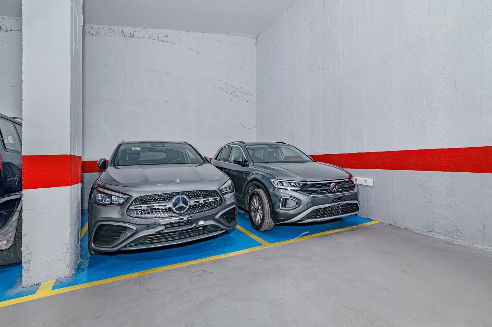 1 soveværelse Lejlighed til salg i Granada by med garage - € 259.900 (Ref: 9436427)