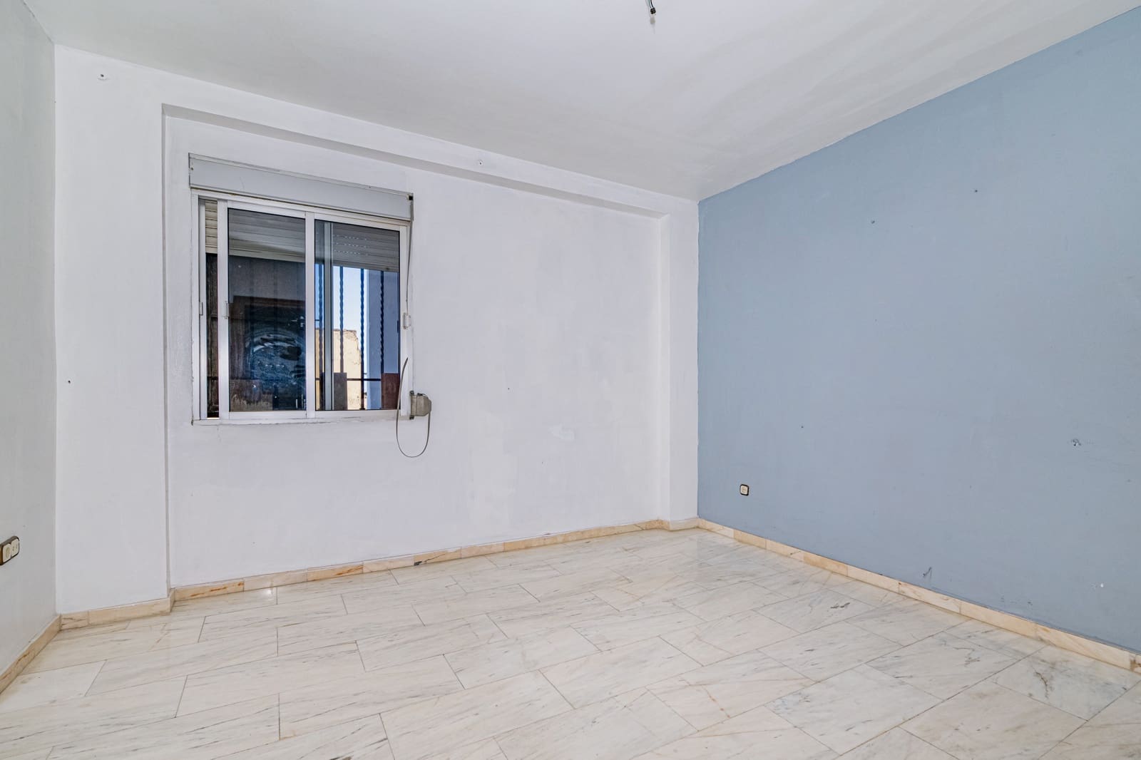 5 slaapkamer Rijtjeshuis te koop in Granada stad met garage - € 449.900 (Ref: 9470641)