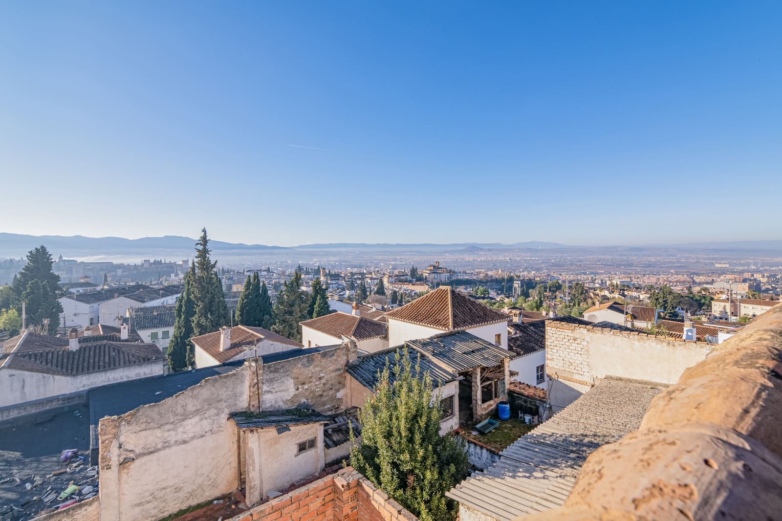 5 slaapkamer Rijtjeshuis te koop in Granada stad met garage - € 449.900 (Ref: 9470641)