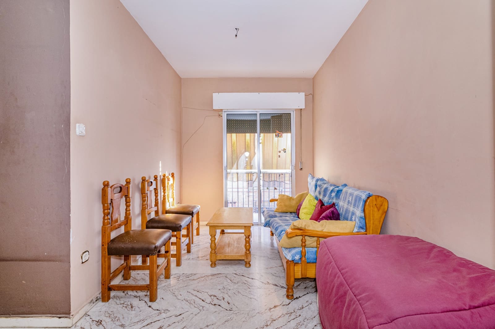 5 slaapkamer Rijtjeshuis te koop in Granada stad met garage - € 449.900 (Ref: 9470641)