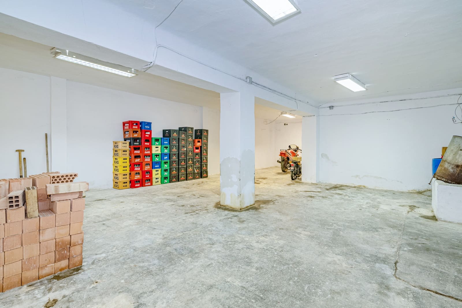 5 slaapkamer Rijtjeshuis te koop in Granada stad met garage - € 449.900 (Ref: 9470641)