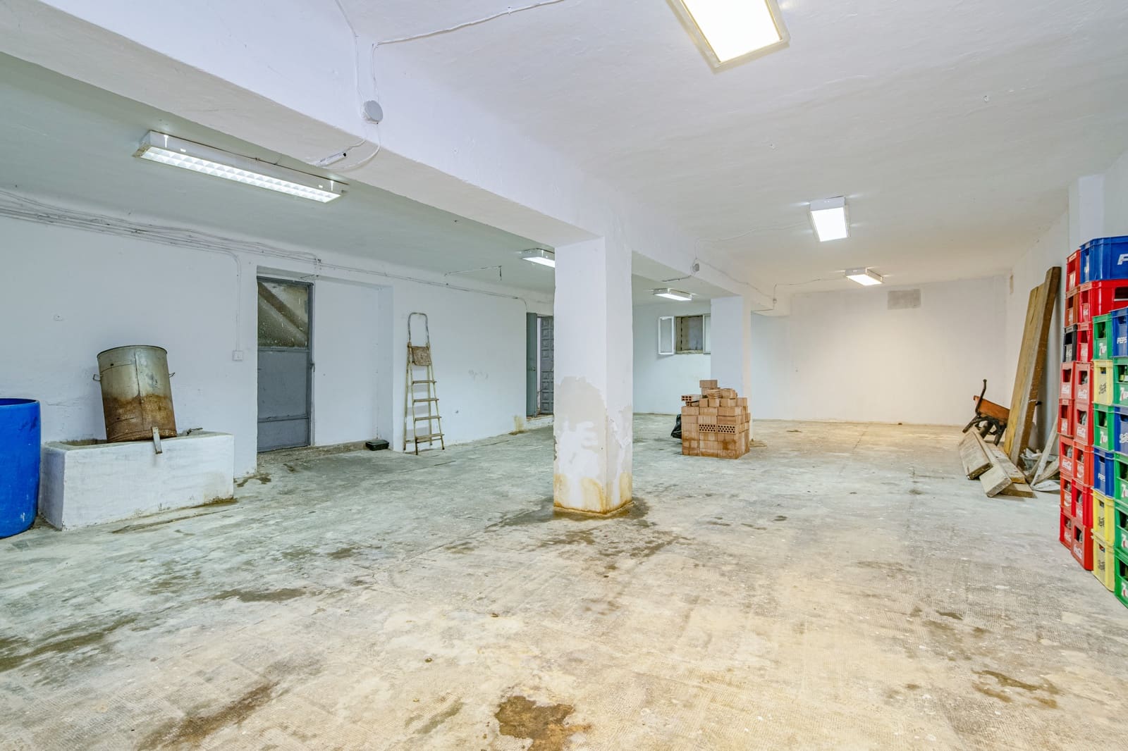 5 slaapkamer Rijtjeshuis te koop in Granada stad met garage - € 449.900 (Ref: 9470641)